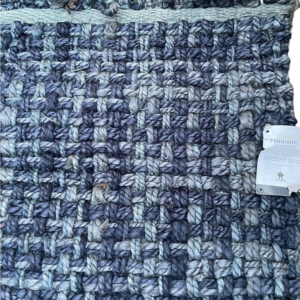 Threshold Spacedye Design Woven Accent Rug. 24”x36” - Picture 4 of 5